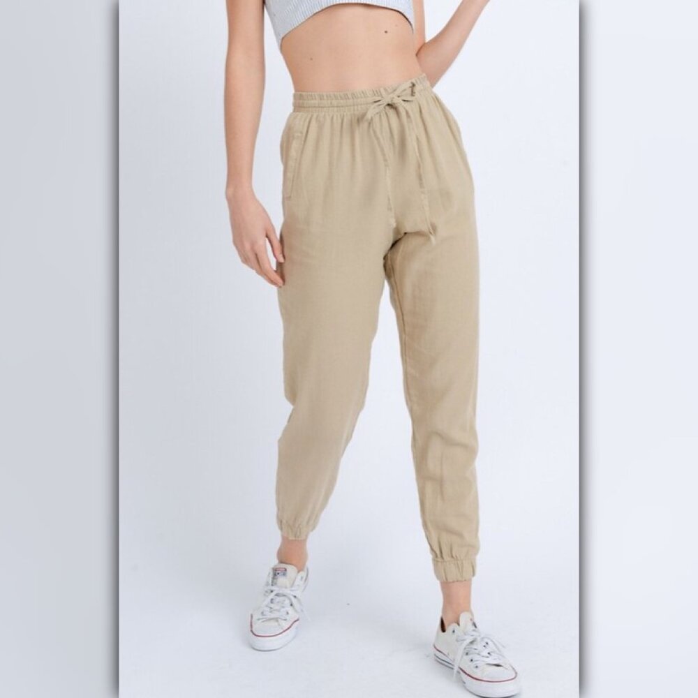A121 • Linen Blend Drawstring Jogger Pants